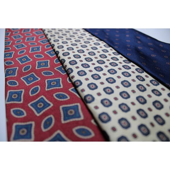 Lot of 3 Neil Martin Mens Neckties Geometric, Foulard & Pin Dot Silk Patterns - Picture 2 of 6